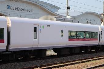 JR東日本 サロE657-13 (E657系) 車両ガイド | レイルラボ(RailLab)