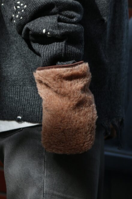 Unlikely BEAR HAND GLOVE - Blog