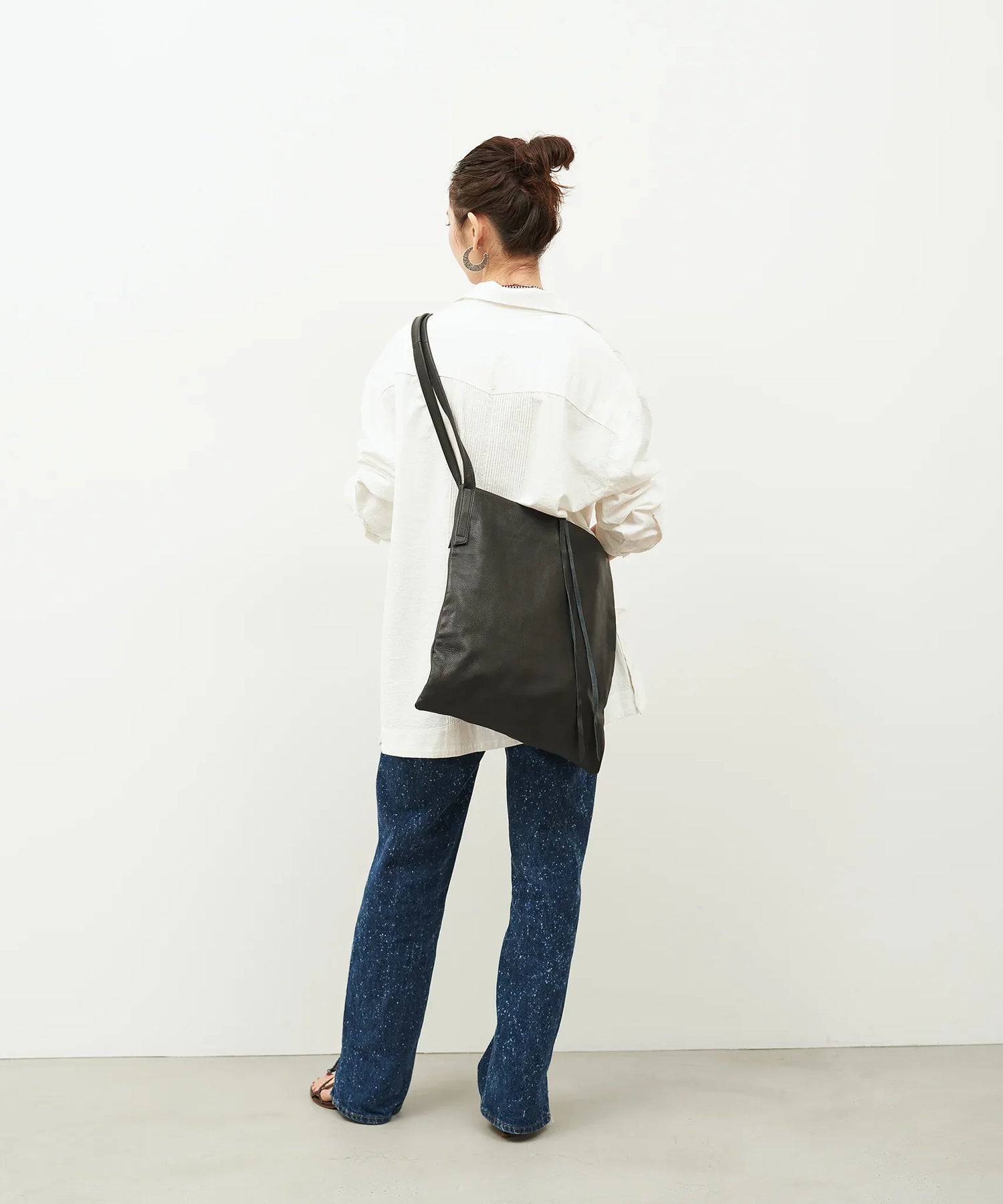 REN】《トートバッグ》肩掛け、斜めがけも / シンプルで男女で使える