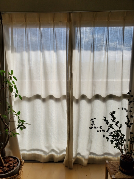 レース-ストライプ柄カーテン Rail ｜家具・インテリア通販 Re:CENO