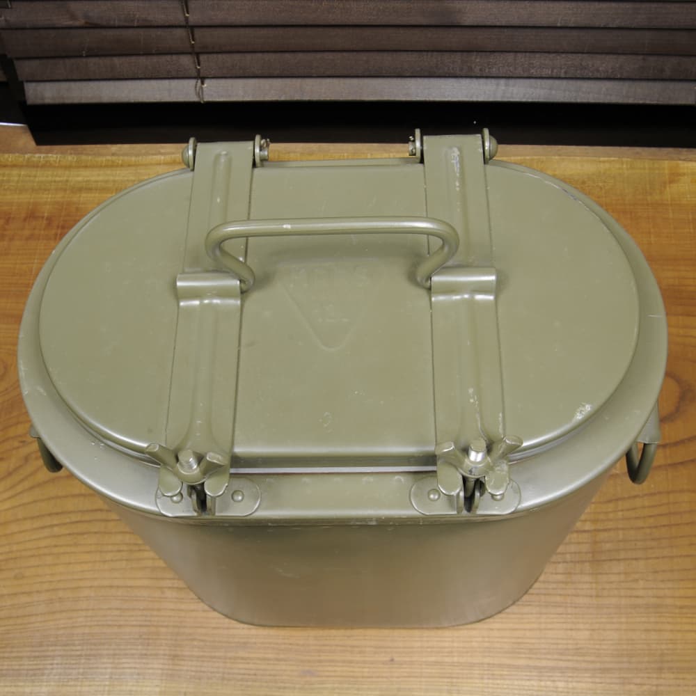 チェコ軍放出品 ミリタリーフードコンテナ 保温ボックス 約12L