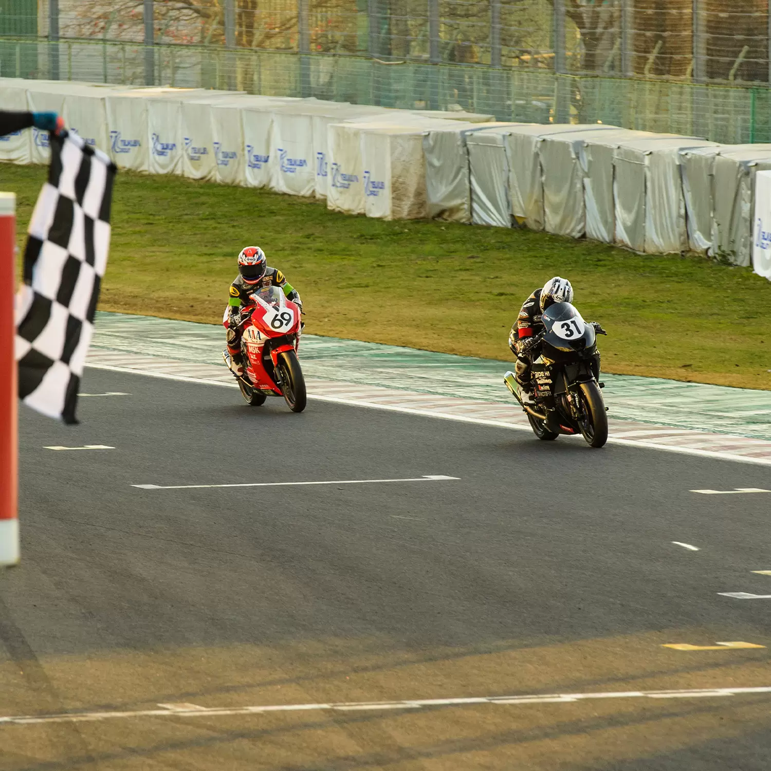 RIDE HI RACING始動！原田哲也さんを起用し、ZX-25Rで耐久茶屋に参戦