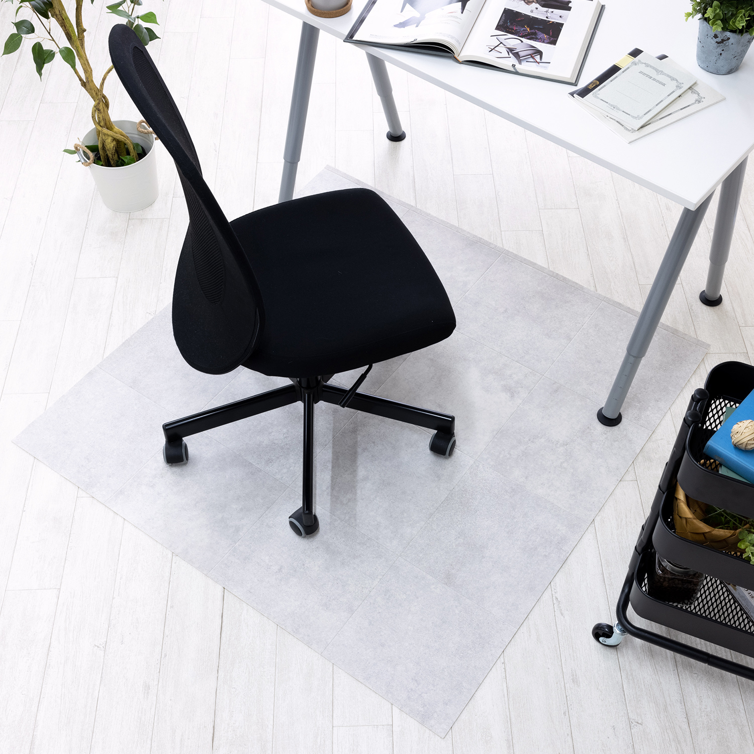 インダストリアル チェアマット ベントタイル 120cm幅 | ラグリエ