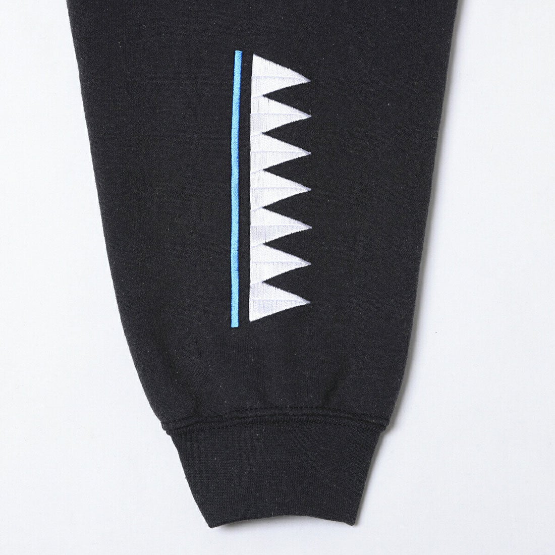 リベレイダース Liberaiders Liberaiders TRIBAL EMBROYDERY HOODIE