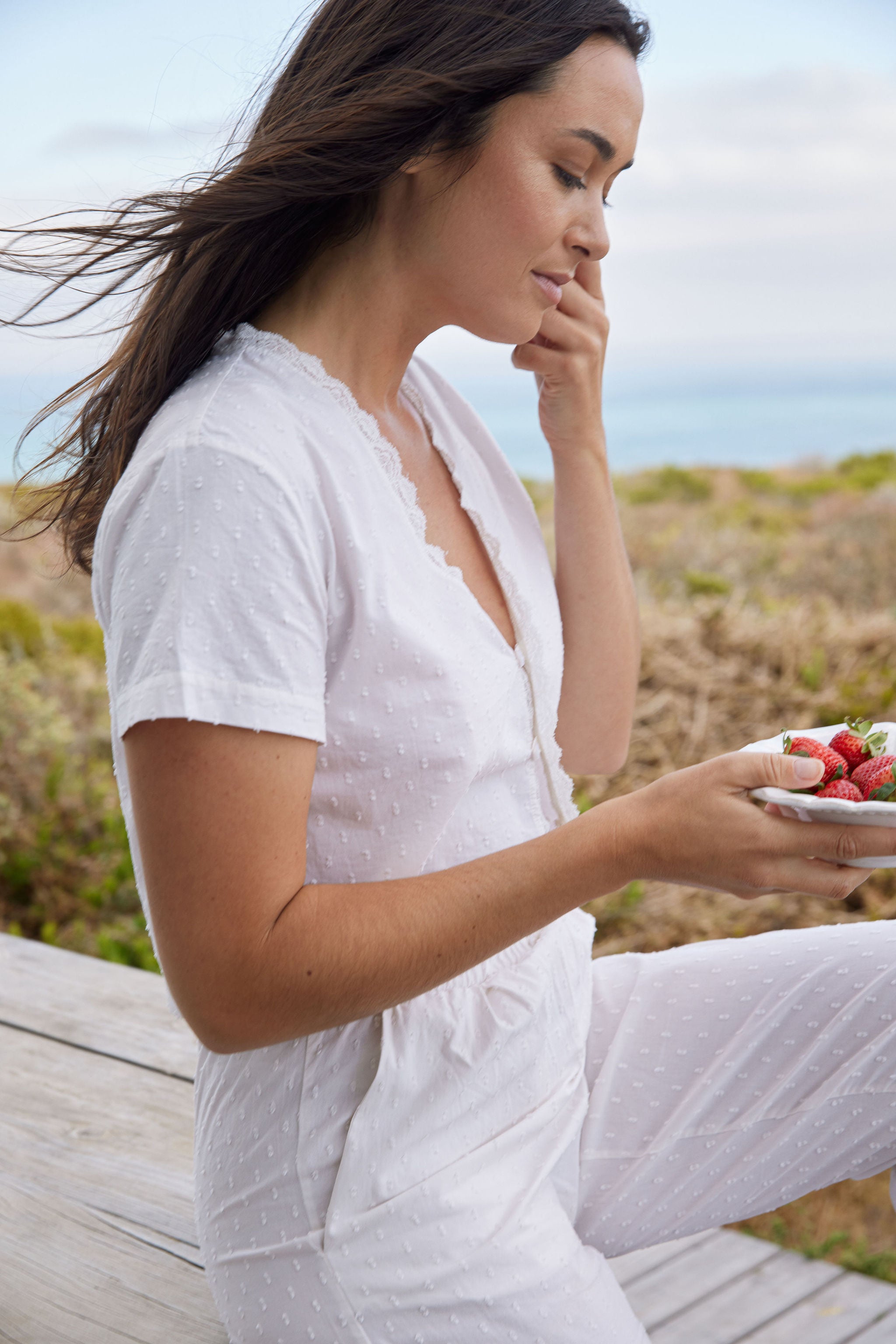 Luisa pyjama shirt in white or green – selah vie