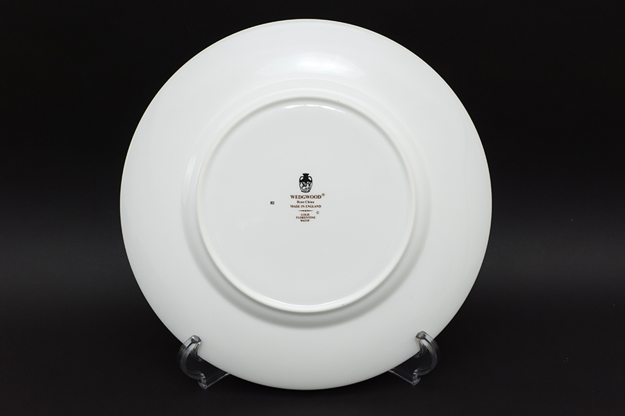 ウェッジウッド フロレンティーンゴールド 27cmプレートを買い取りまし