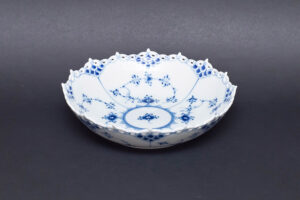 ロイヤル・コペンハーゲン ブルーフルーテッドフルレース 30cmオーバル