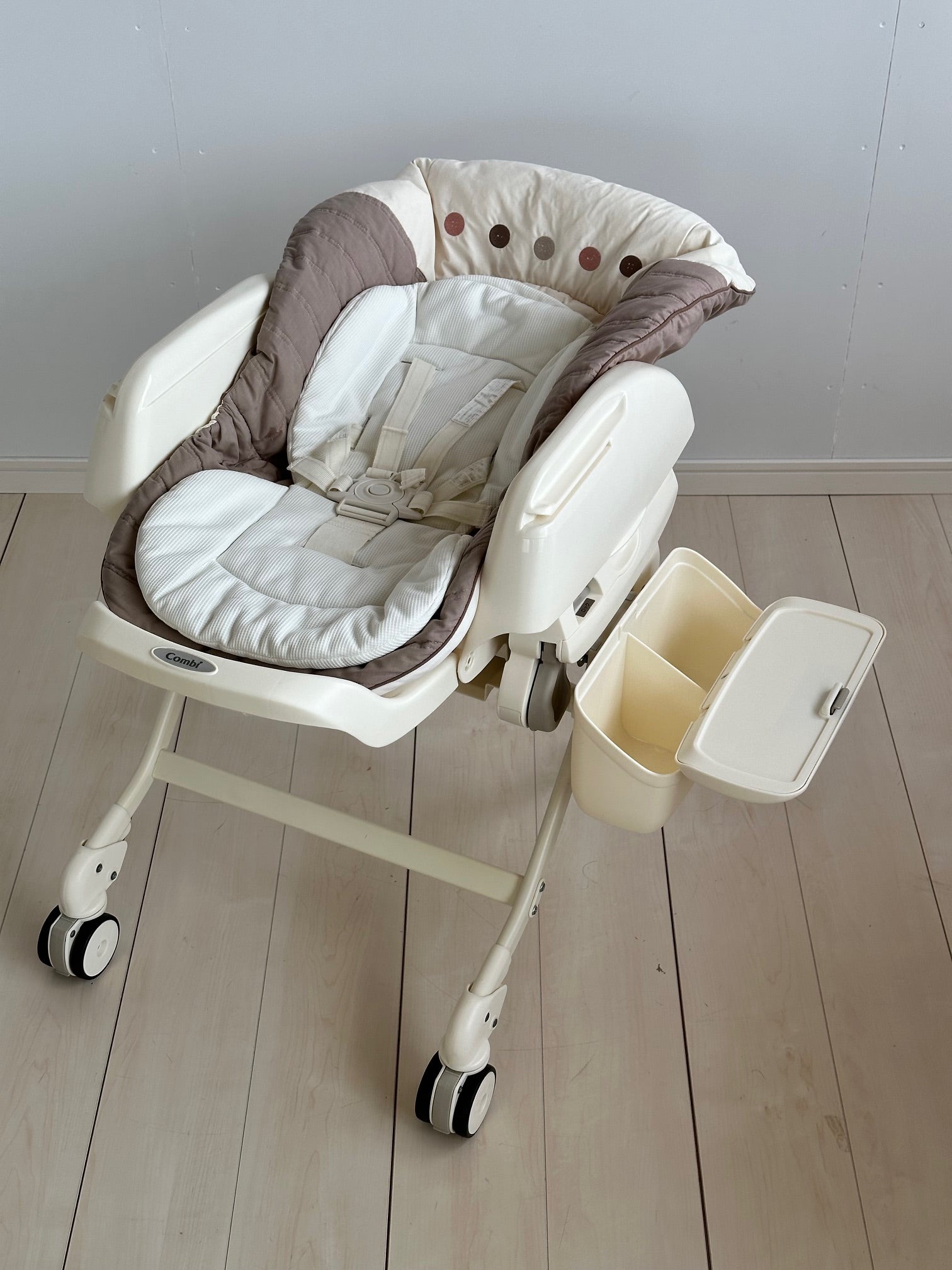 中古品限定3台！】【本州送料無料】ネムリラ AUTO SWING エッグ