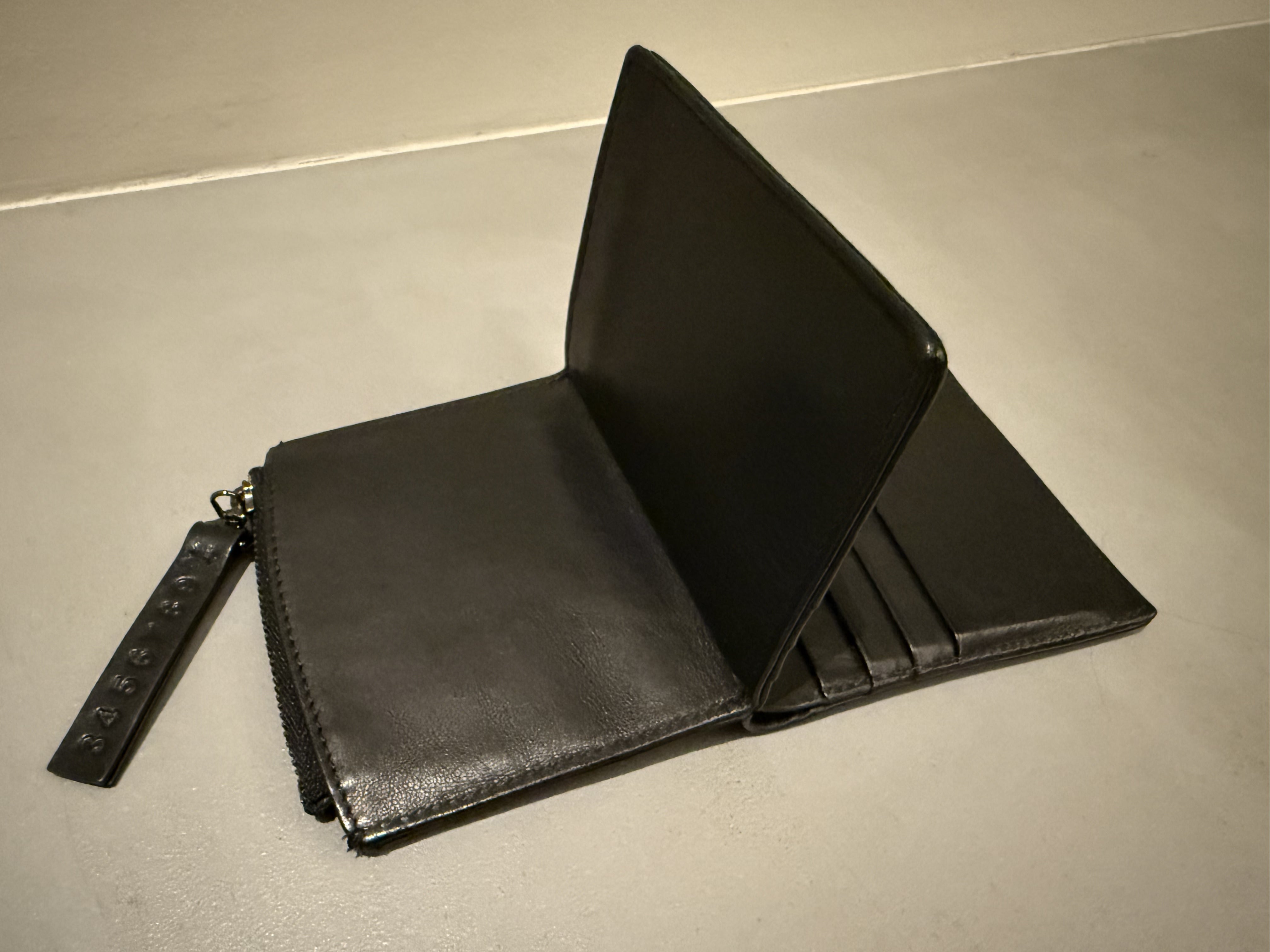 やっと出会えた理想の財布。ずっと使い続けたいメゾン マルジェラの