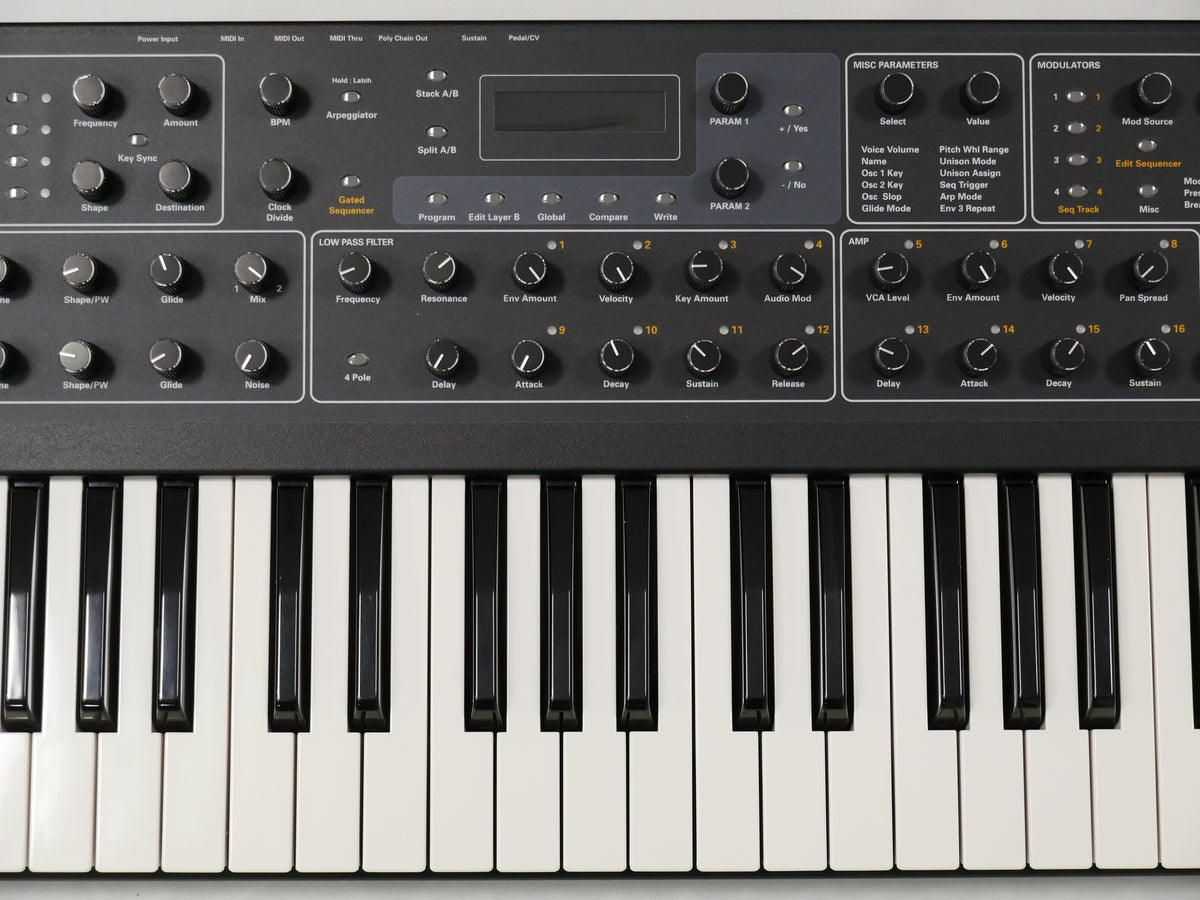 Dave Smith Instruments Prophet '08 PE (中古)