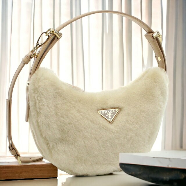 楽天市場】＼3/7がお得☆2000円OFF+超ポイントUP／ プラダ ショルダー