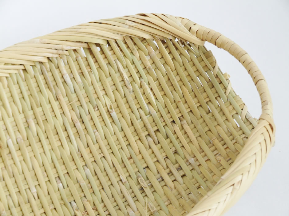 岩手県二戸 鳥越竹細工 スズ竹(篠竹) 持ち手付 楕円ざるB 大 : おまめ