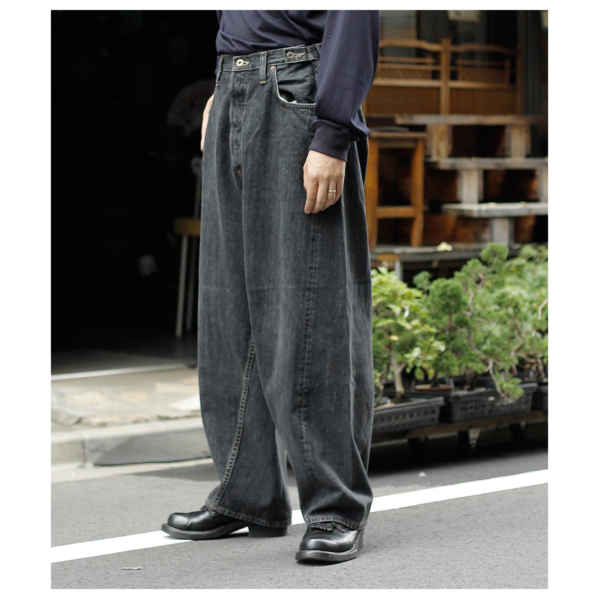 40%OFF セール スキュー SKEWed ストーンウォッシュ ブラックデニム