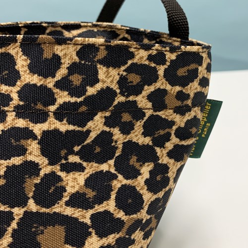 Herve Chapelier（エルベシャプリエ） ショルダーバッグ レオパード