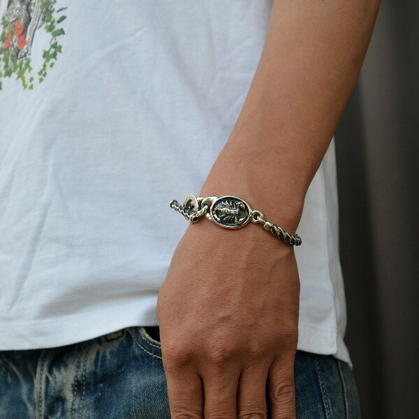 PUERTA DEL SOL（プエルタ・デル・ソル） スコーピオン ハーフバングル