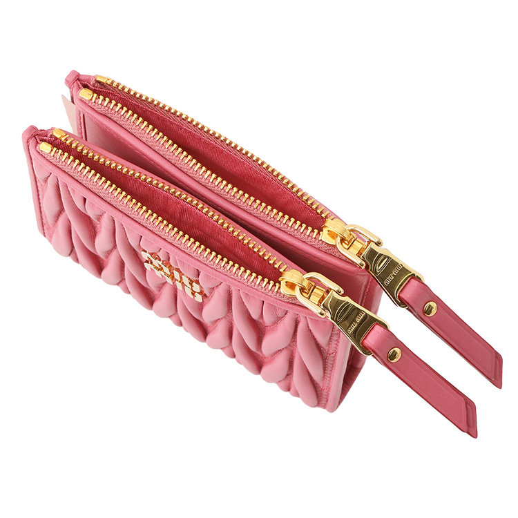 miu miu（ミュウミュウ） マテラッセレザー 二つ折り財布 5ML024-AFPP