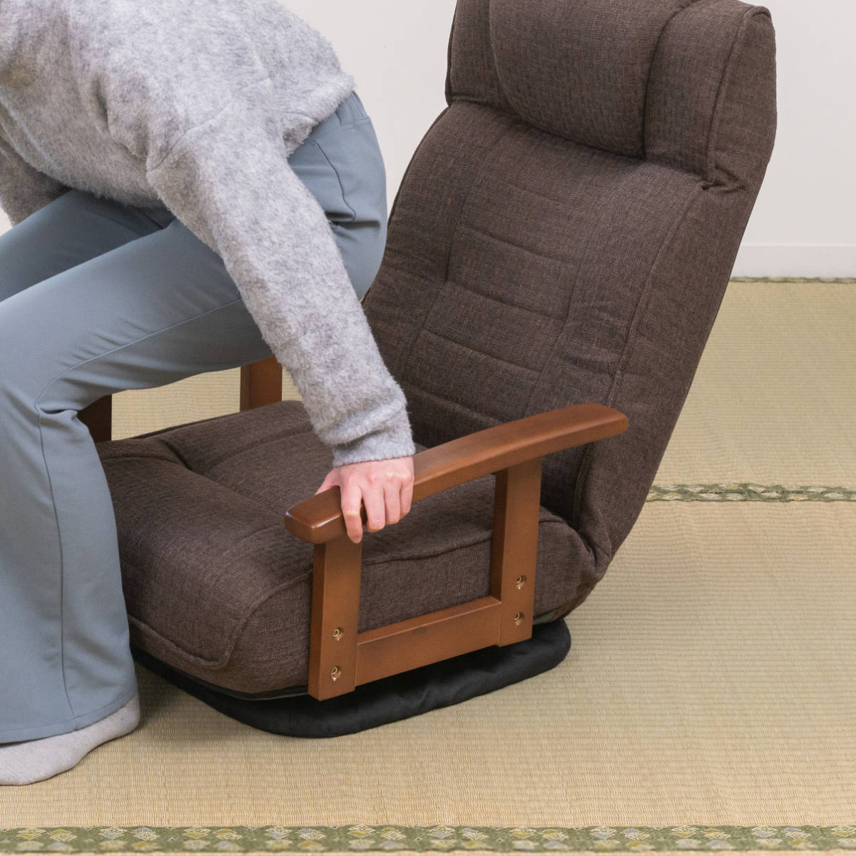 座椅子 回転式 座面高23cm 14段階リクライニング ハイバックタイプ