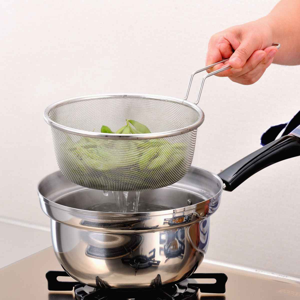 下村企販 片手鍋3点セット 20cm IH対応 蓋付き ザル付き ゆで名人