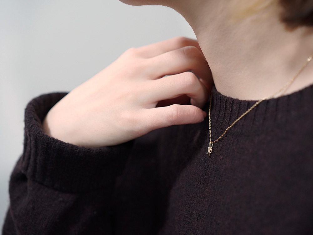 ペンダントヘッド チャーム レディース 18K ダイヤモンド リボン