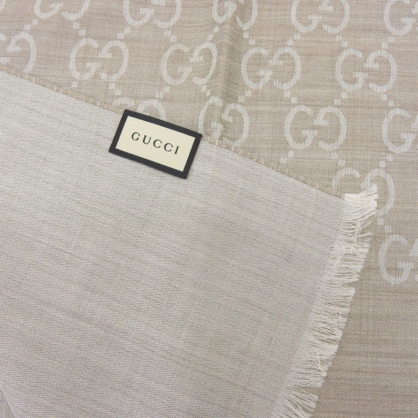 GUCCI（グッチ） マフラー ストール レディース ベージュ GG 冬 可愛い