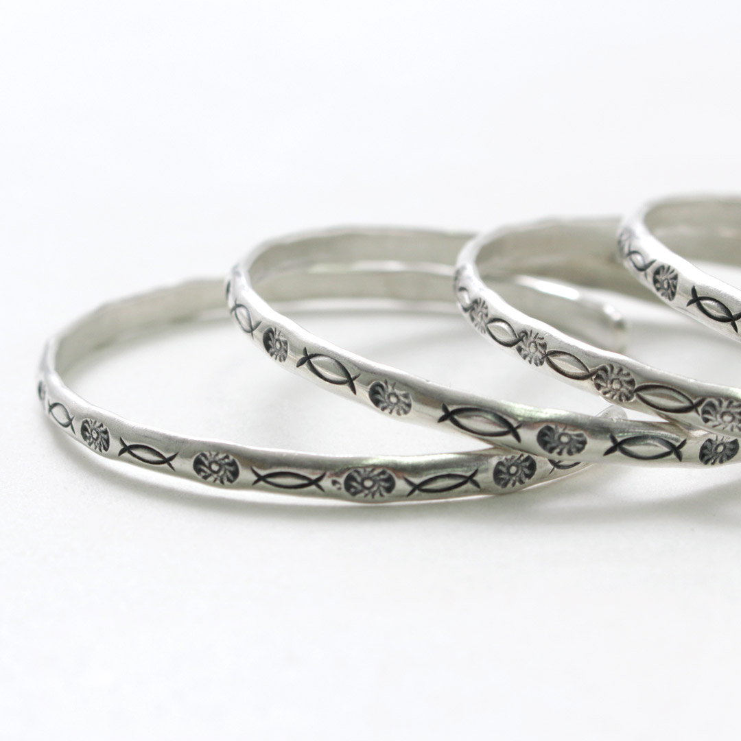 ROCOCO（ロココ） phaduA（パ・ドゥア） カレンシルバーバングル