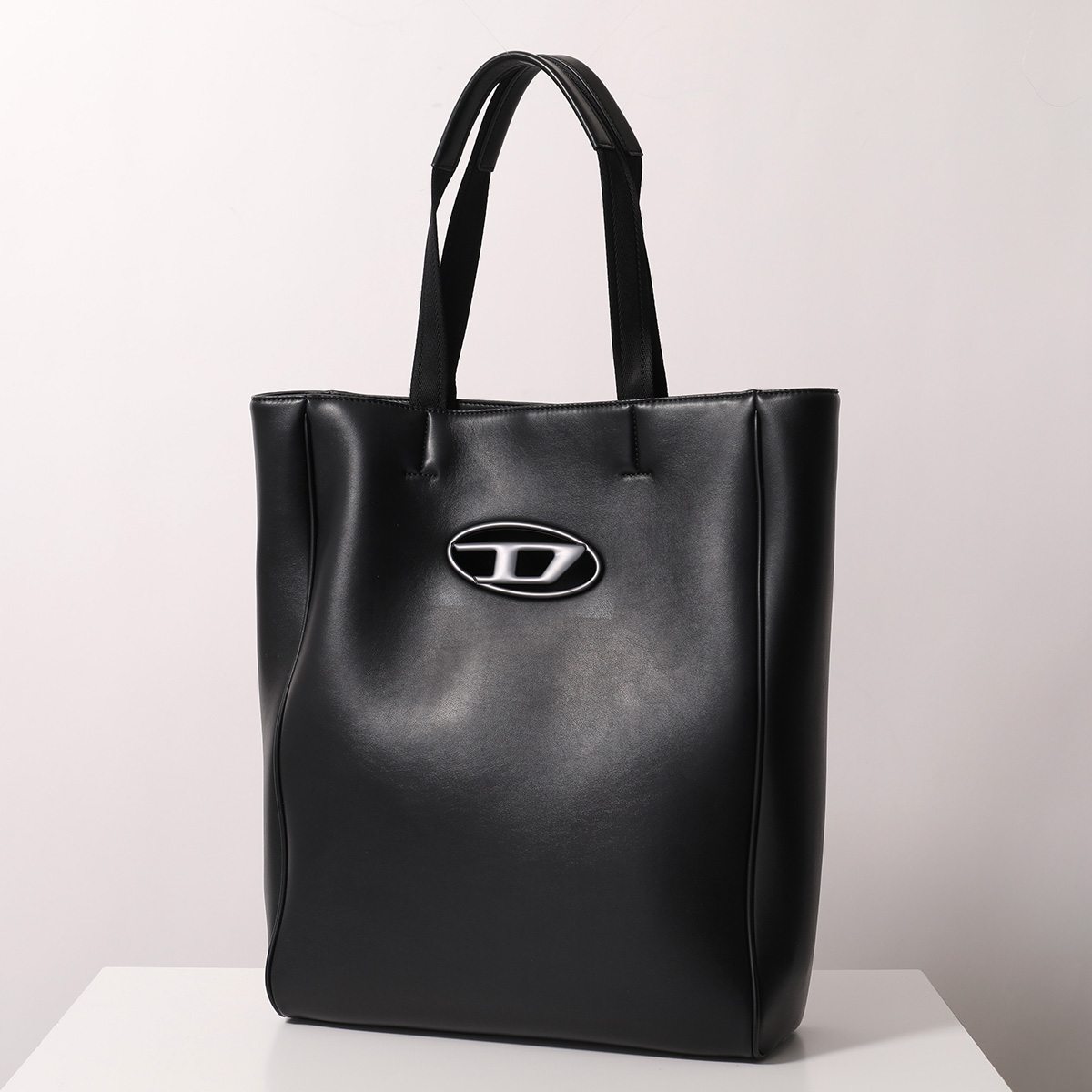 DIESEL（ディーゼル） トートバッグ HOLI-D SHOPPER NS X10099 P5925