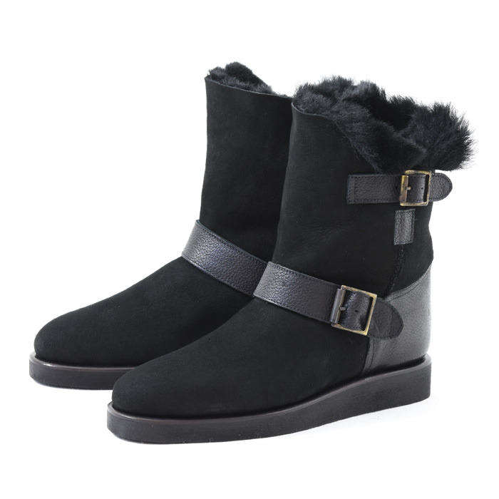 CORSO ROMA,9（コルソローマ ノーヴェ） ムートンブーツ ショート