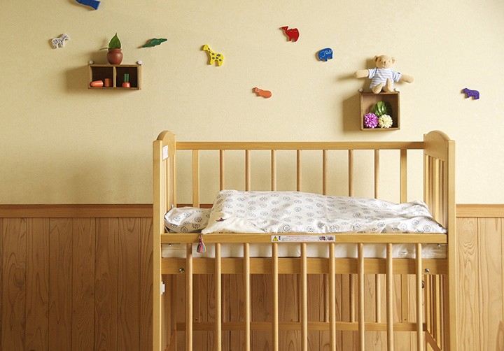 石崎家具 日本製 ベビーベッド「ミニ ワンタッチハイベッド プチ（B品