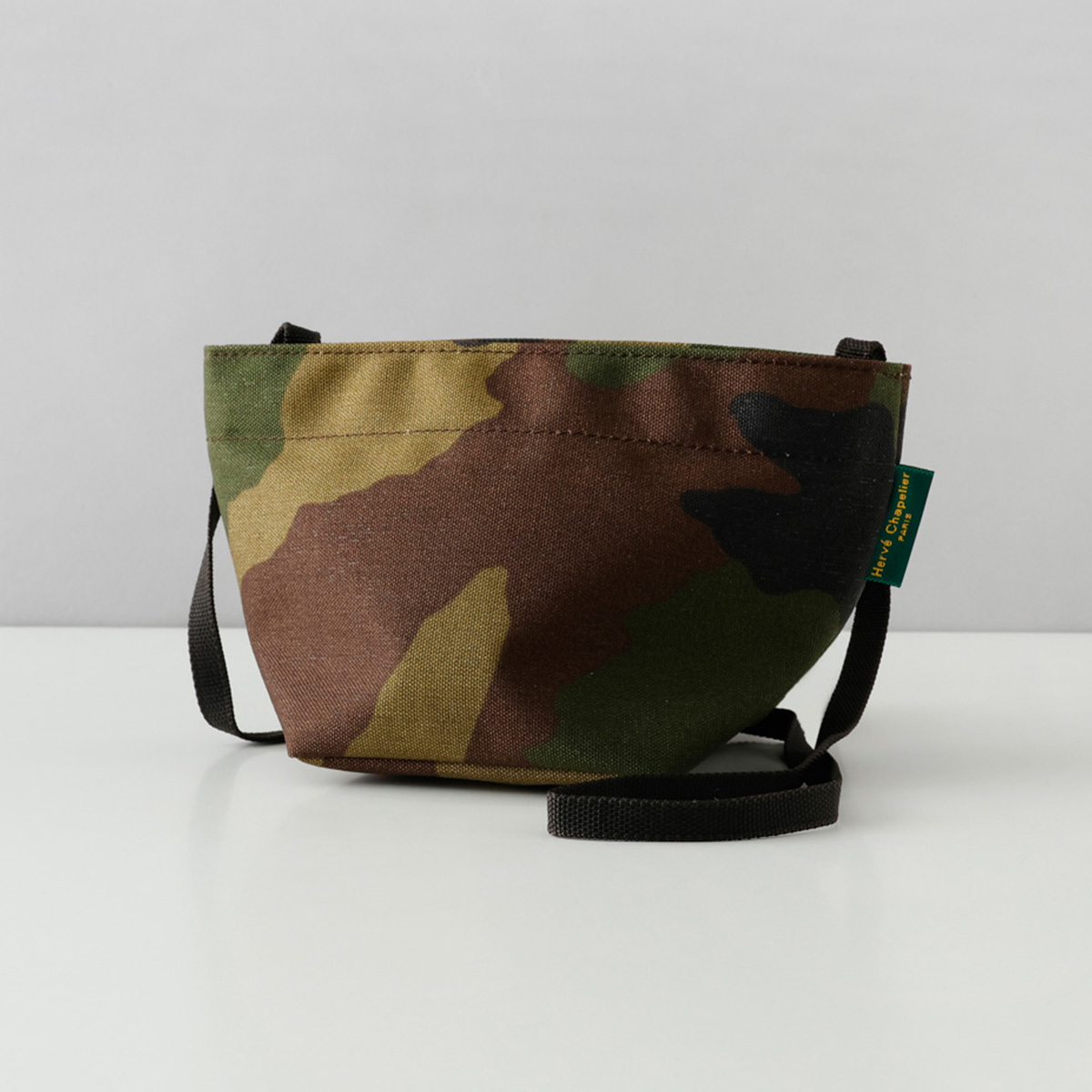 Herve Chapelier（エルベシャプリエ） 並行輸入 ショルダーバッグ