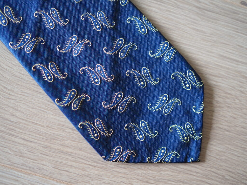 増えるアットヴァンヌッチ、TOMORROWLAND別注編 | シフクノ