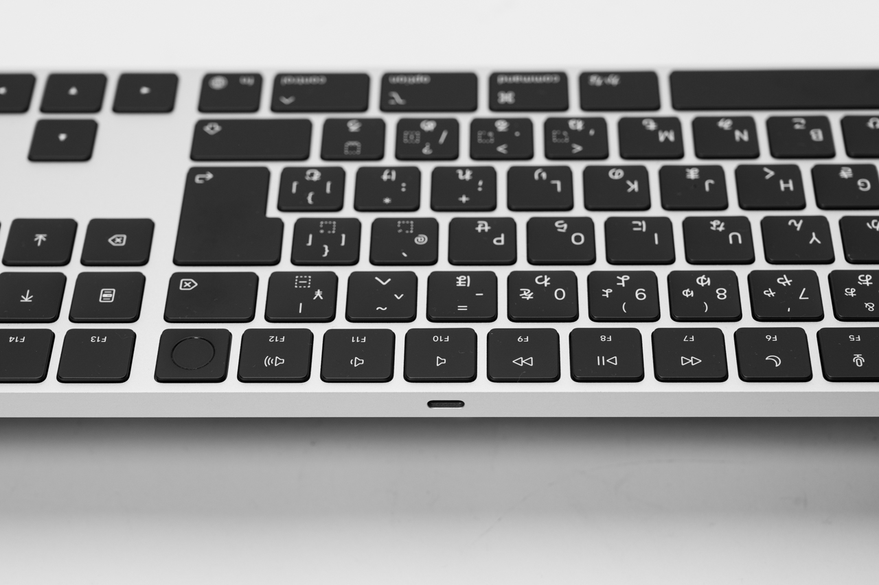 Apple Magic Keyboard スペースグレイ A3119 USB-C Magic Keyboard
