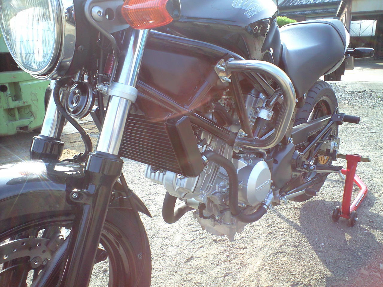 VTR250用SSBバンパー: ぶん田のイニシャルB