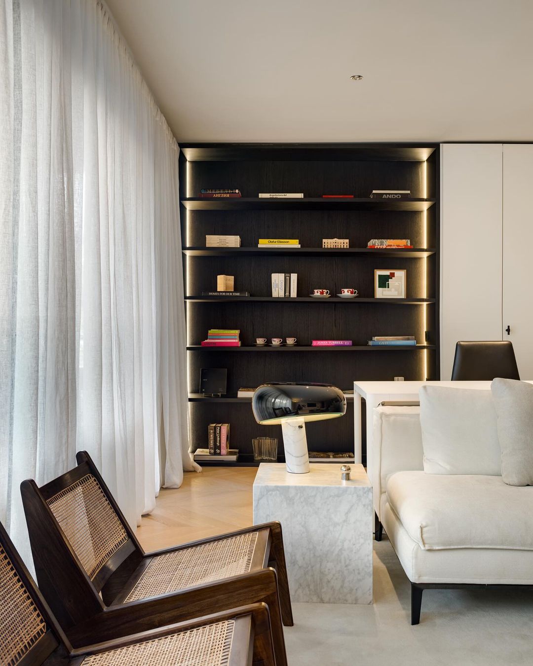 Pierre Jeanneret - Kangaroo Chair – Srelle