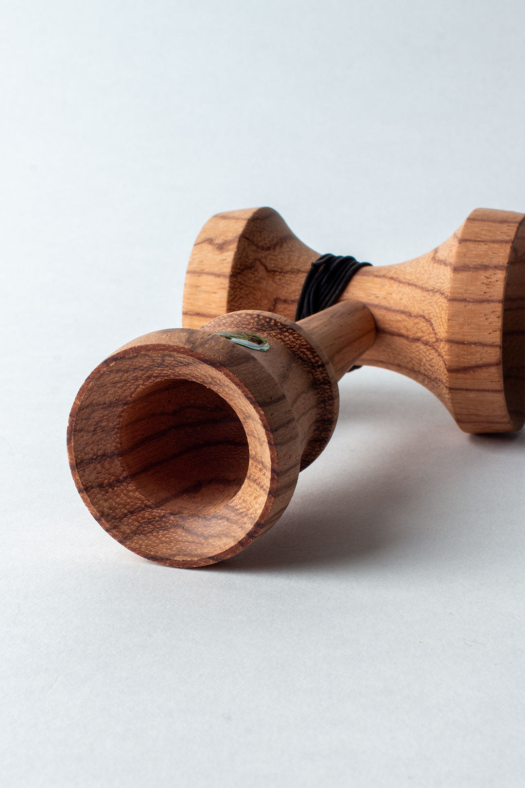 KEN ONLY - ROSEWOOD - LEGEND SHAPE – Sweets Kendamas