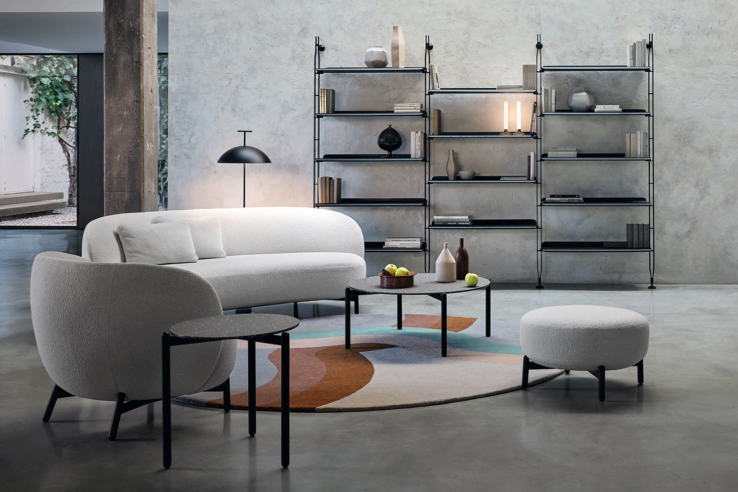 ルナムアームチェアアンティーブ｜ トーヨーキッチンスタイル公式