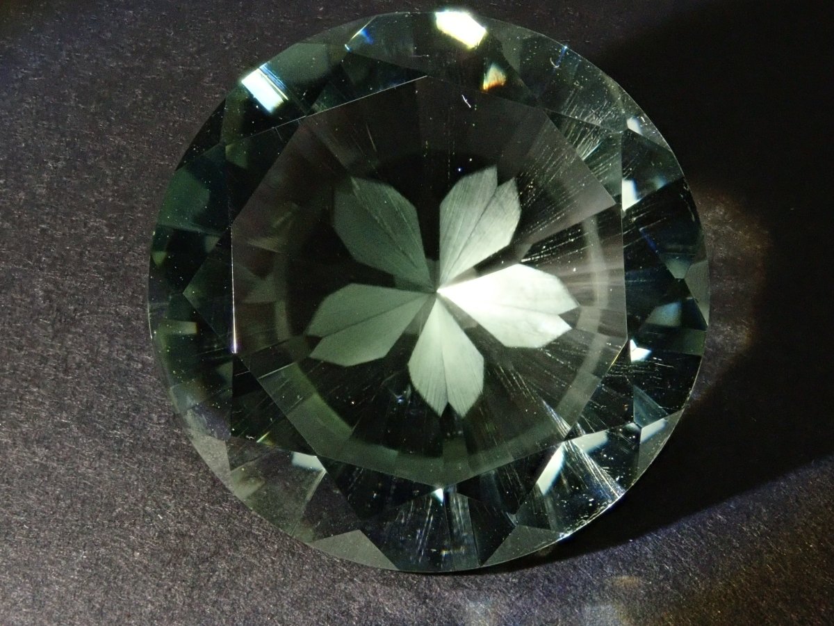 さくらインカット】ブラジル産グリーンクォーツ 20mm/22.840ct ルース