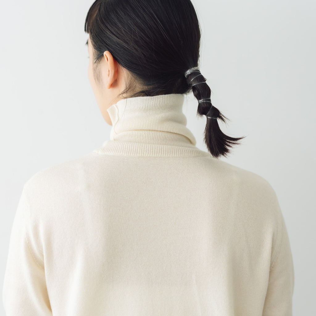comm. arch. カシミヤシルク ハイネック プルオーバー ｜くらすこと