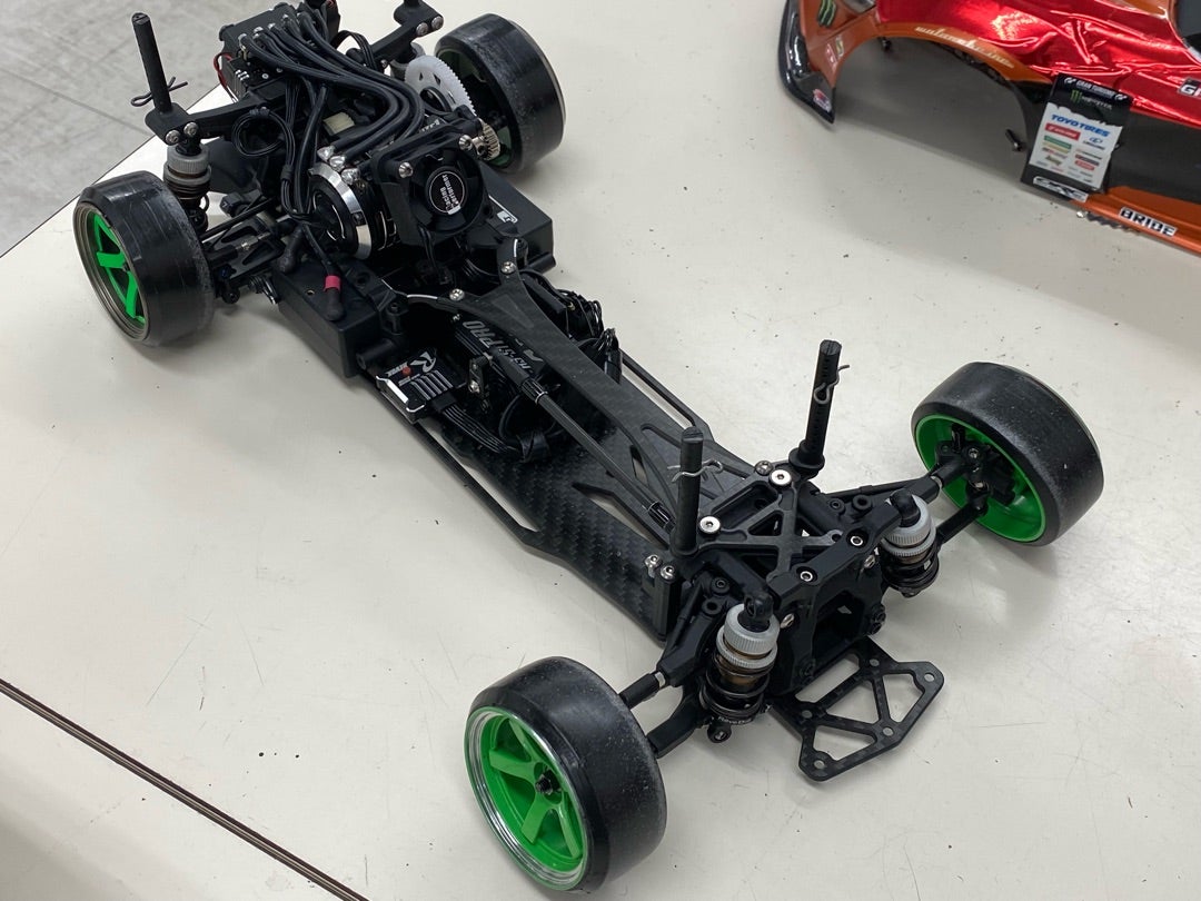 RDXのカーボンシャーシ | UME3のRCﾌﾞﾛｸﾞ