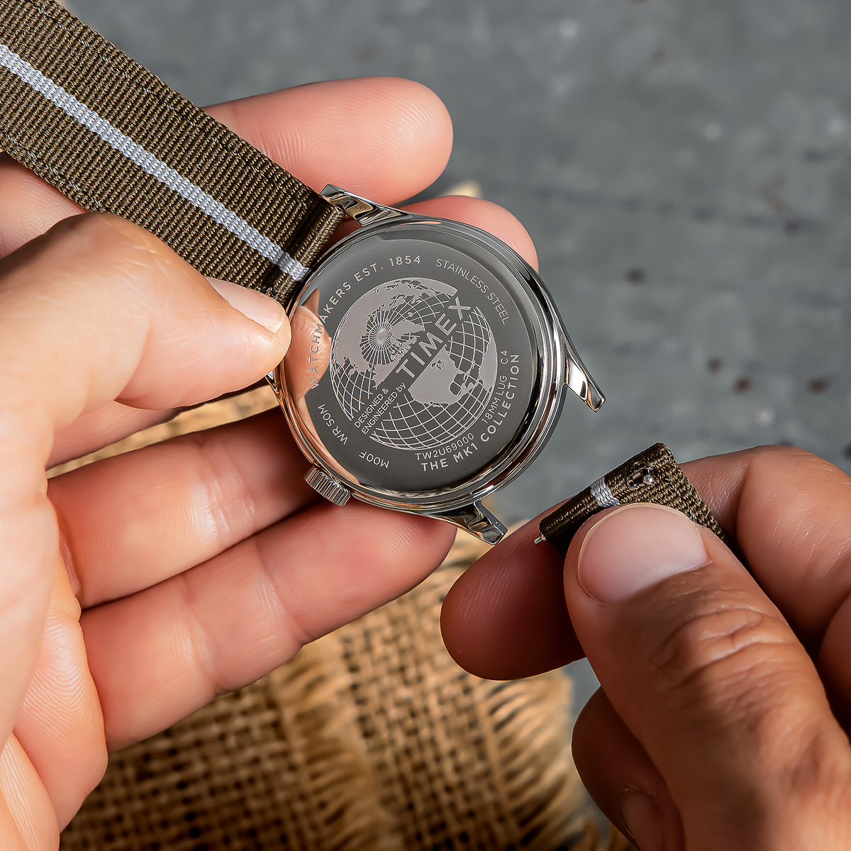 TIMEXの傑作「MK1 メカニカル」のデザインを踏襲した復刻モデルが2年