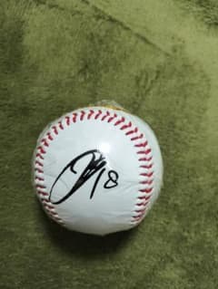 楽天イーグルス 前田健太 直筆サイン入りボール - メルカリ