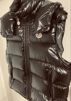 2023年式 MONCLER モンクレール ダウンベスト 1 - メルカリ