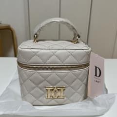 Darich ダーリッチ キルティングスクエアミニバッグ バニティバッグ