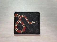 2026年最新】gucci 二つ折り財布 スネークの人気アイテム - メルカリ