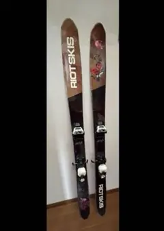 2026年最新】riot skisの人気アイテム - メルカリ