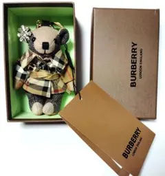 2026年最新】バーバリー キーホルダーの人気アイテム - メルカリ