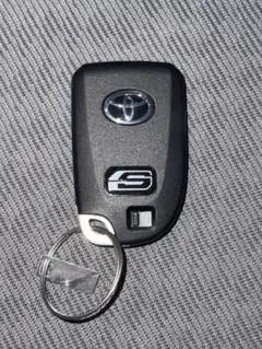 2026年最新】トヨタ ハイエース スマートキーの人気アイテム - メルカリ