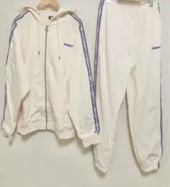 2026年最新】nerdy ジャージ 白の人気アイテム - メルカリ