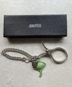 2026年最新】muta キーホルダーの人気アイテム - メルカリ