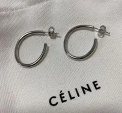 2026年最新】セリーヌ フィービー ピアスの人気アイテム - メルカリ