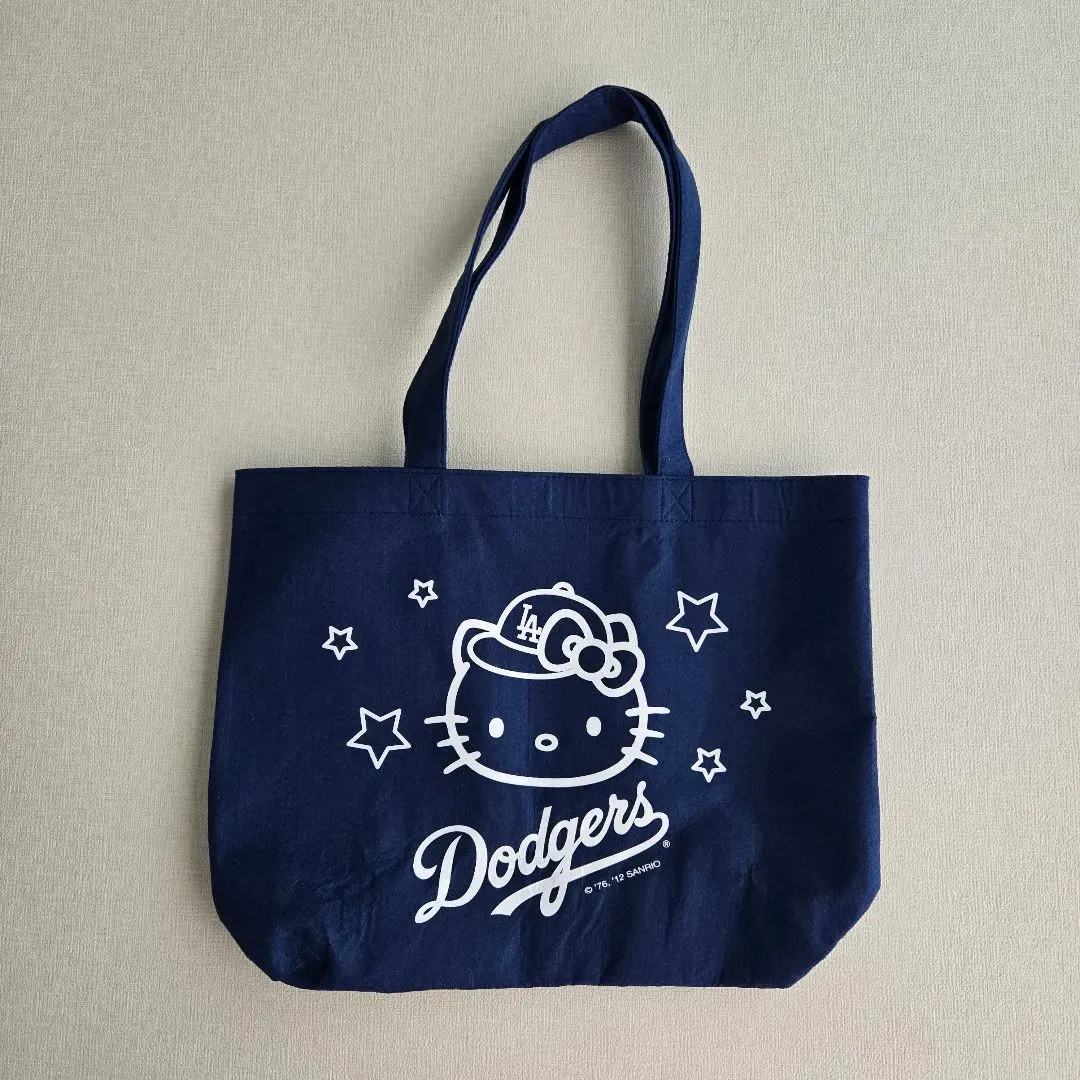 2026年最新】ドジャースタジアム ハローキティの人気アイテム - メルカリ